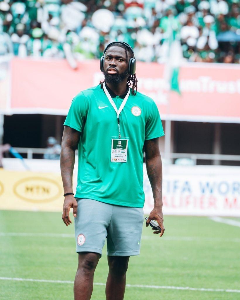 Tolu Arokodare prepares in warm-up ahead of Nigeria's 2026 FIFA World Cup qualifiers clash against Rwanda at the Godswill Akpabio International Stadium in Uyo