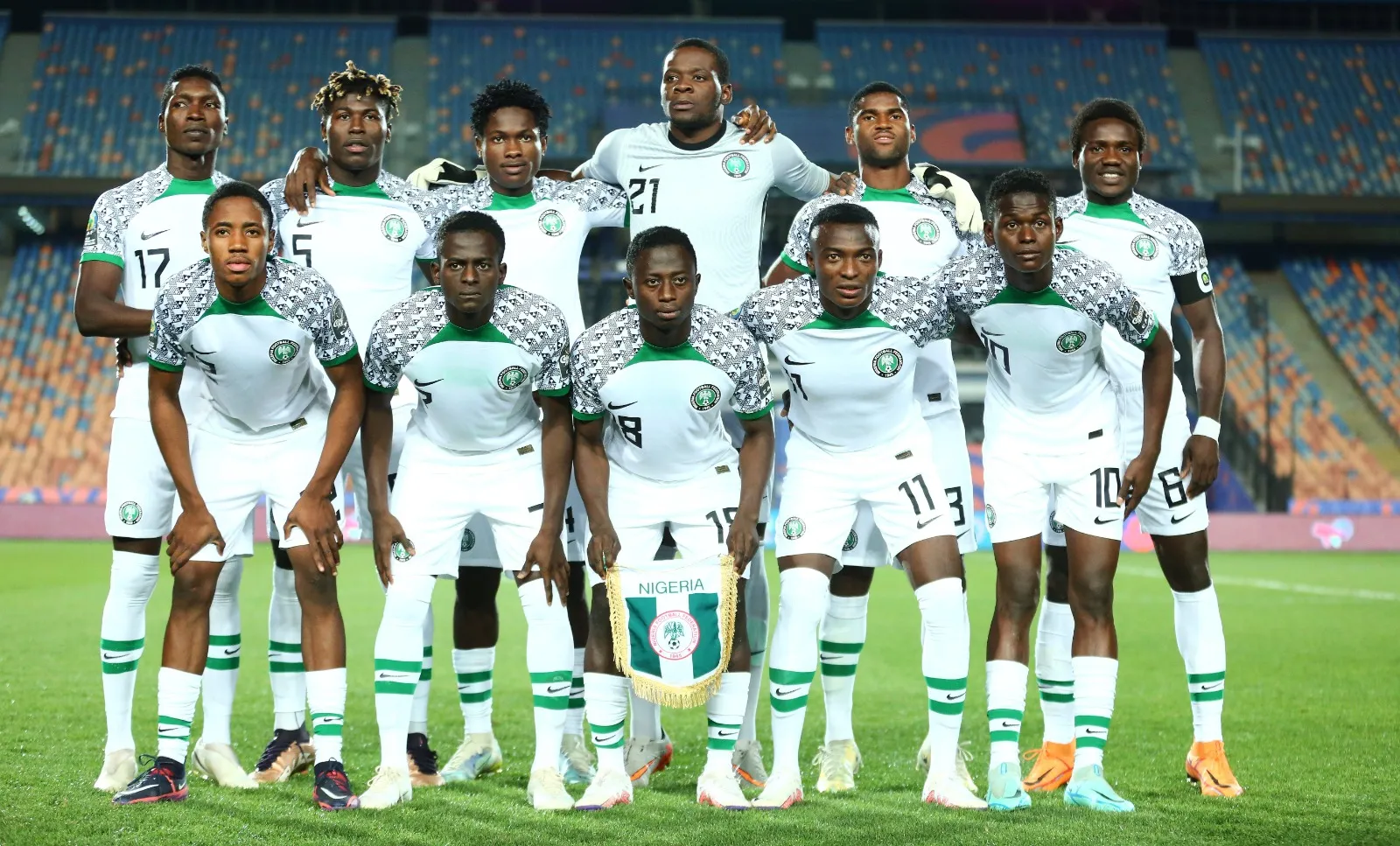 Rilwanu Sarki with Flying Eagles squad