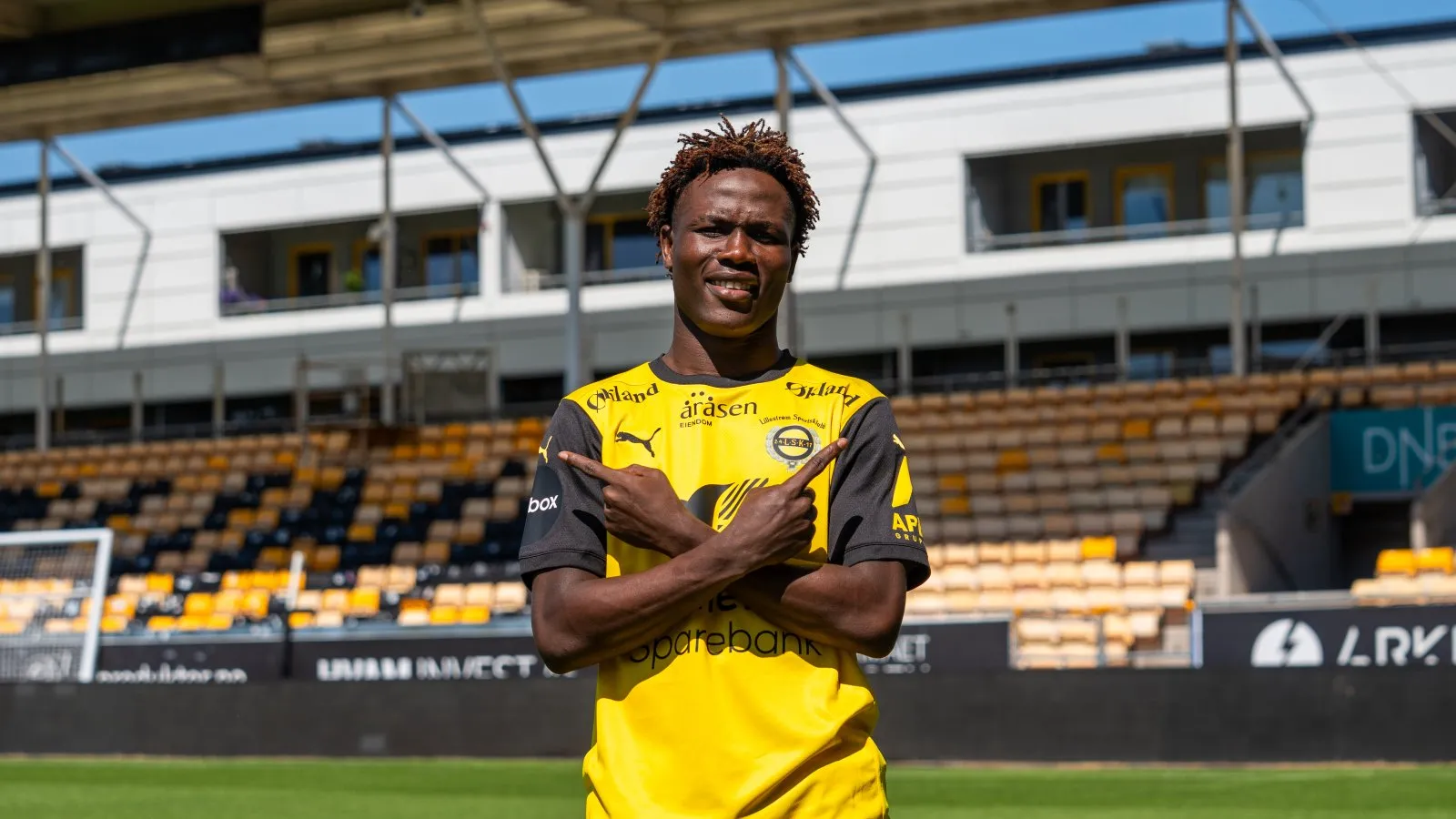 Seun Akanji signs for SK Lillestrom