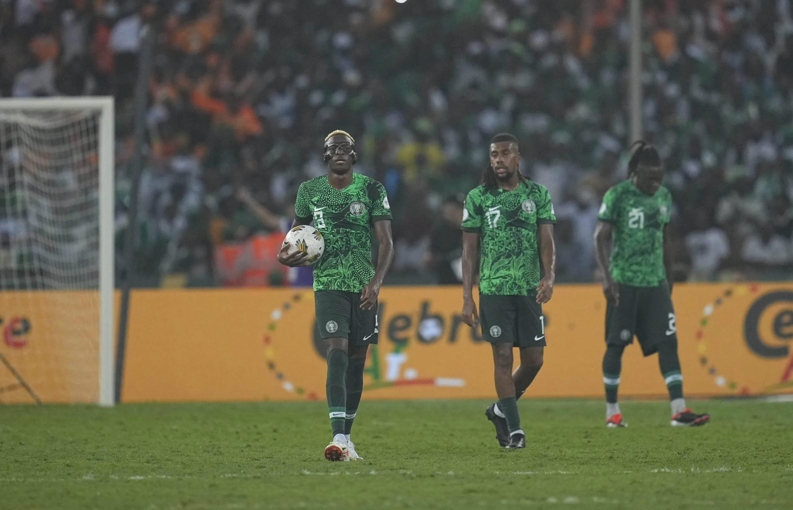 Victor Osimhen and Alex Iwobi