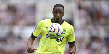 “Better than before” – Wolves coach cites Arokodare’s progress despite Chelsea loss