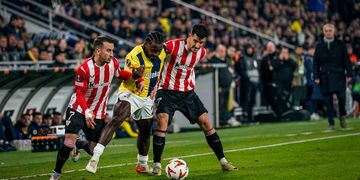 Brilliant Eze Propels QPR To Shocking Win Over Leeds