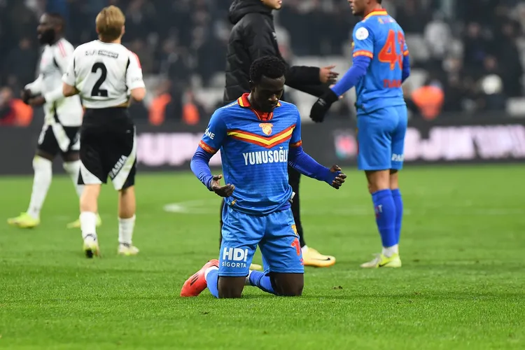 Stuttgart and Leeds target Eric Chelle’s youngest Super Eagles invitee – Report