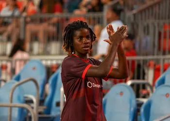 “He is killing me” – Samuel Chukwueze “berates” Calvin Bassey in Super Eagles camp over Fulham incident － Watch video