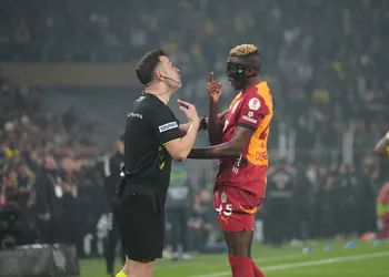Victor Osimhen surpasses Obafemi Martins to set new UEFA Champions League goal record