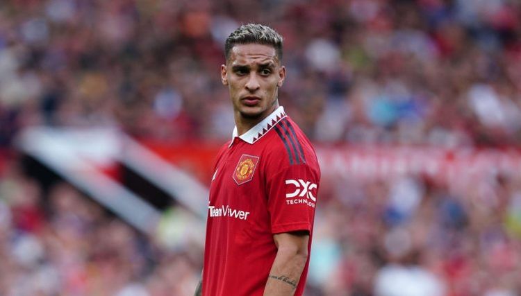 Manchester United’s Antony dropped from Brazil squad amid abuse allegations