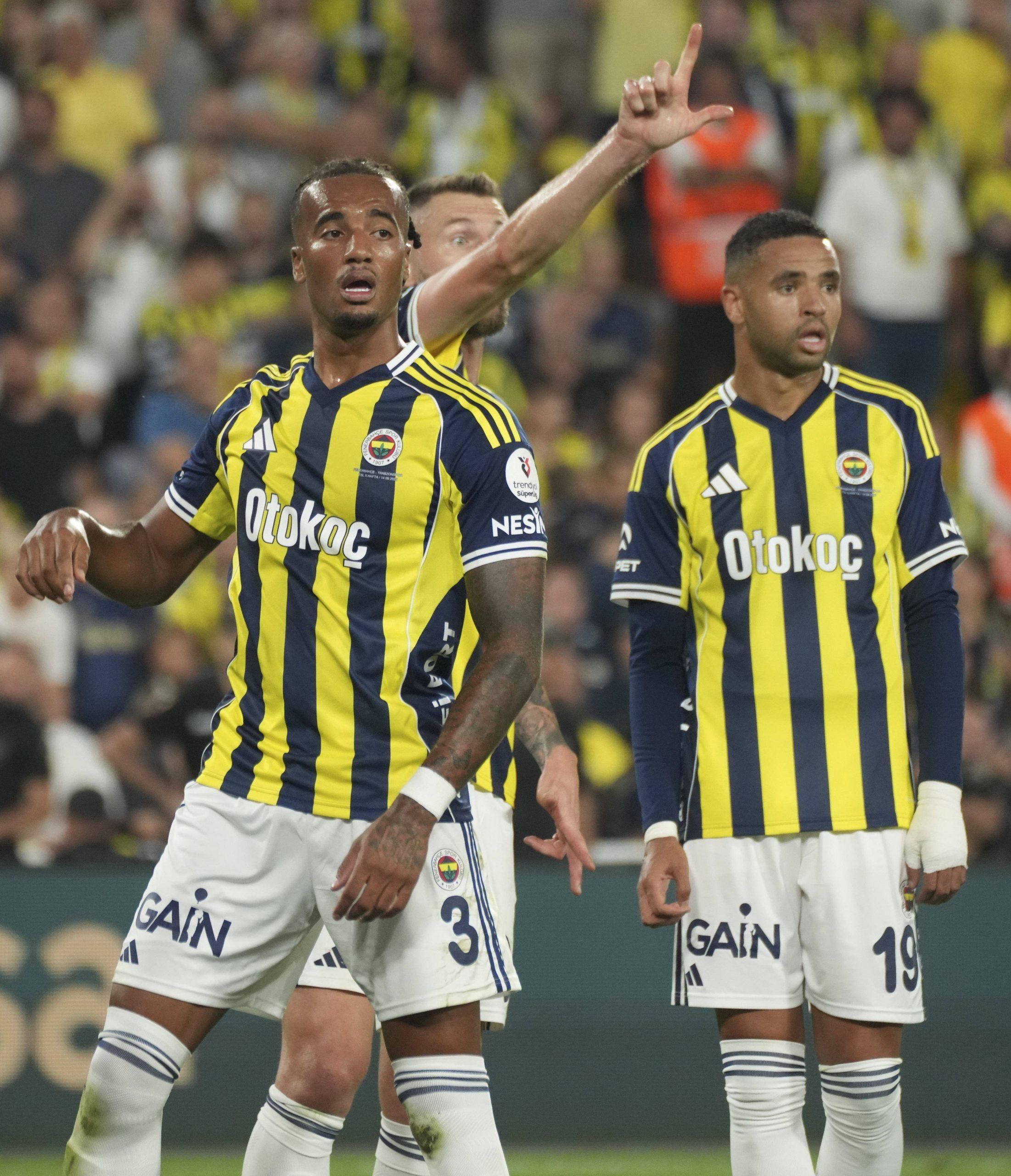 Archie Brown L and Youssef En Nesyri of Fenerbahce during theTrendyol Turkish Super League match between Fenerbahce and Trabzonspor