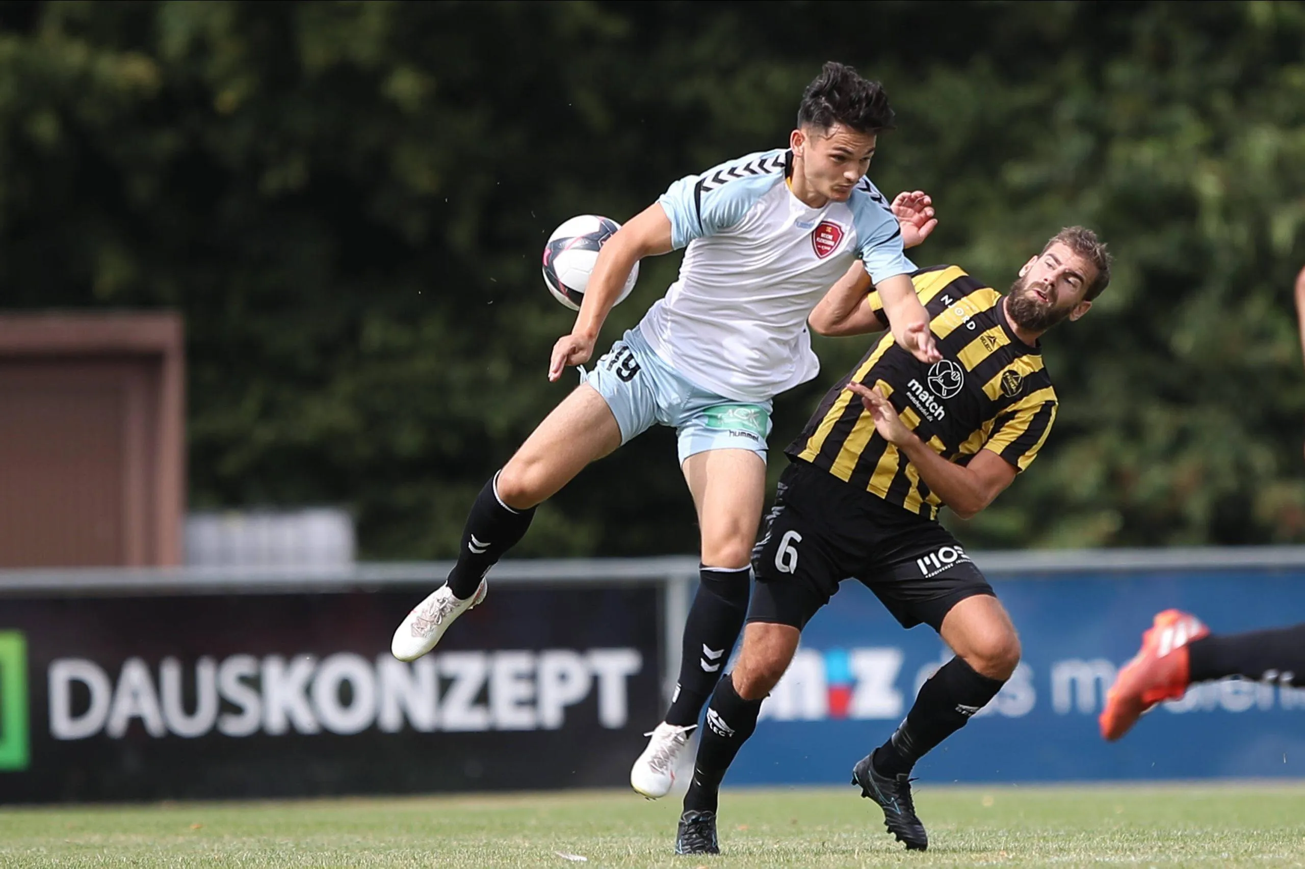Arhus Fremad player in action