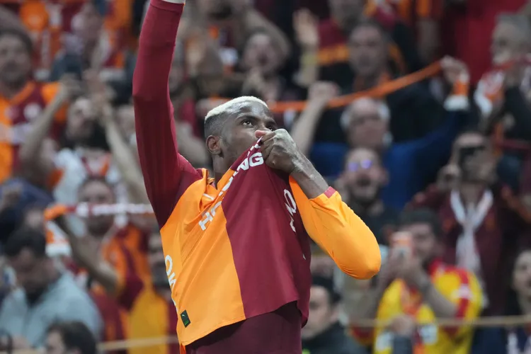 Watch: Victor Osimhen, Galatasaray hosted by Turkey president after record-breaking Super Lig feat