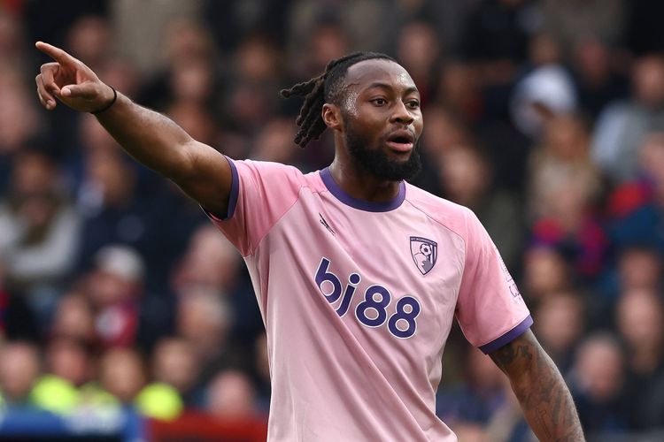 Crystal Palace v Bournemouth Premier League 18/10/2025. Antoine Semenyo of Bournemouth during the Premier League match between Crystal Palace and Bournemouth at Selhurst Park, London, England on 18 October 2025. London Selhurst Park Greater London England Editorial use only DataCo restrictions apply See www.football-dataco.com , Copyright: xPaulxPhelanx PSI-23061-0050