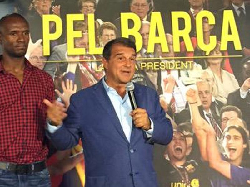 Abidal to return to Barca under Laporta