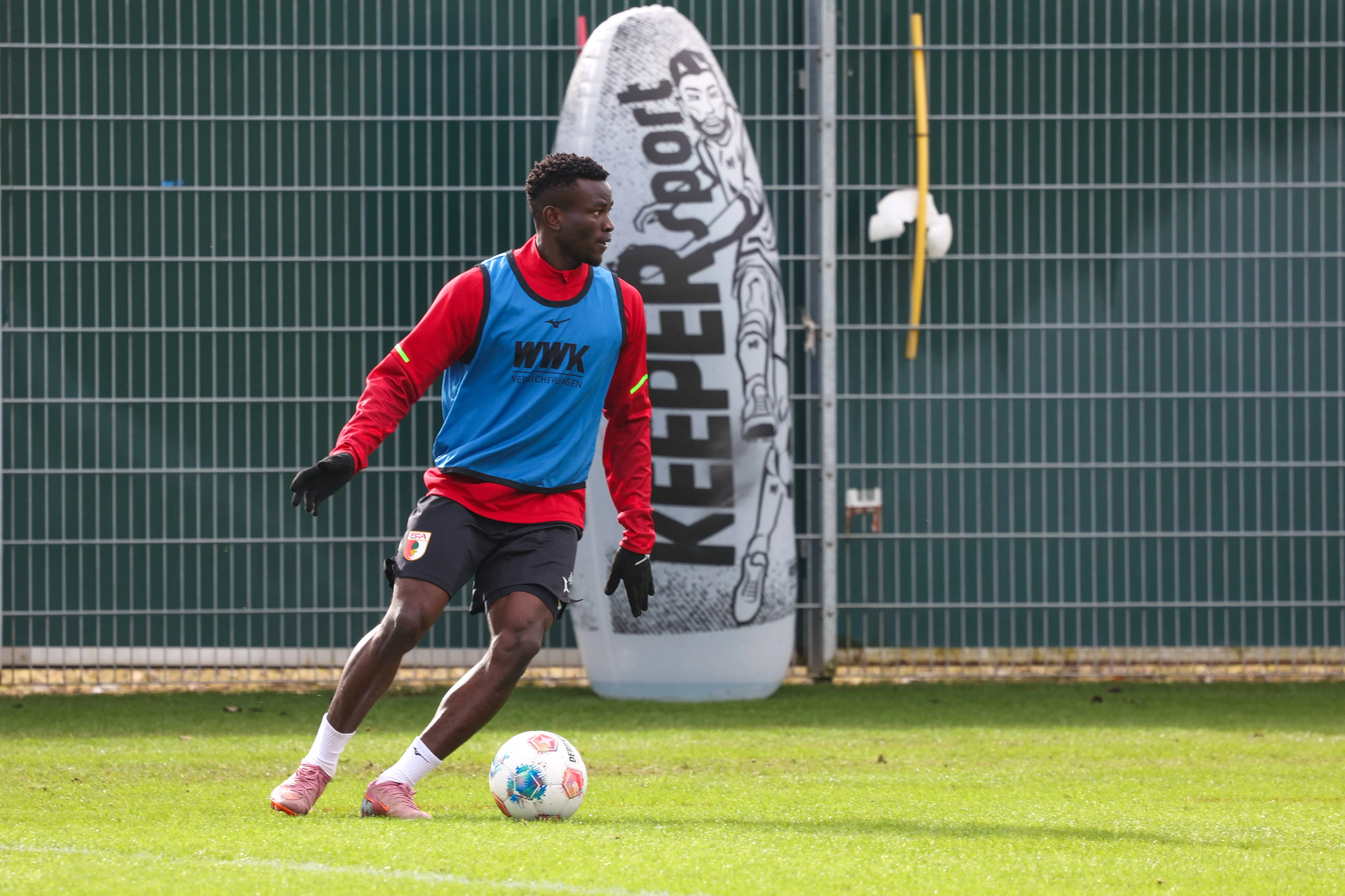 New signing Uchenna Ogundu at FCA training Augsburg