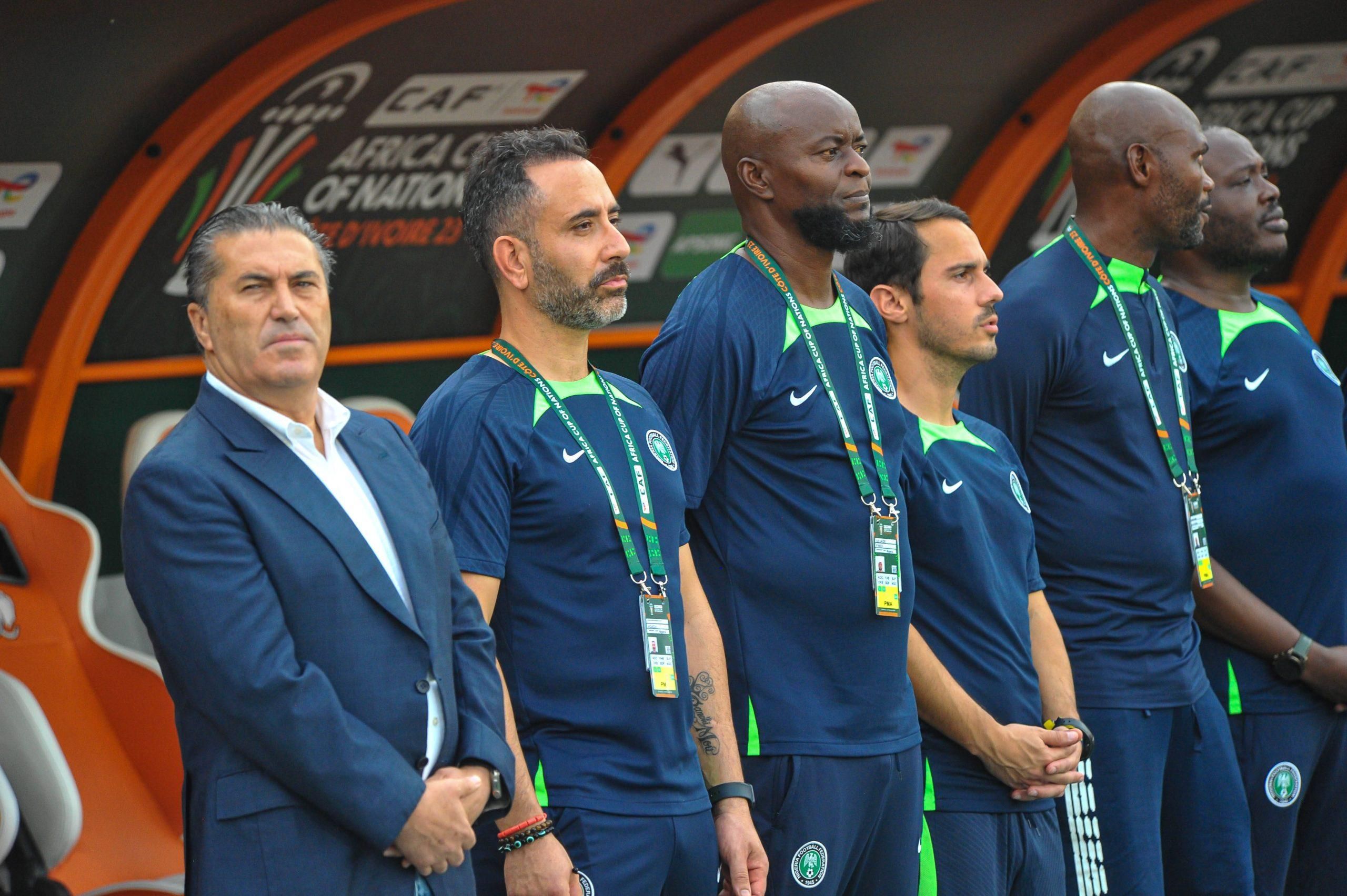 Jose Peseiro and the rest of Nigeria's coaching staff (Photo credit: Imago)