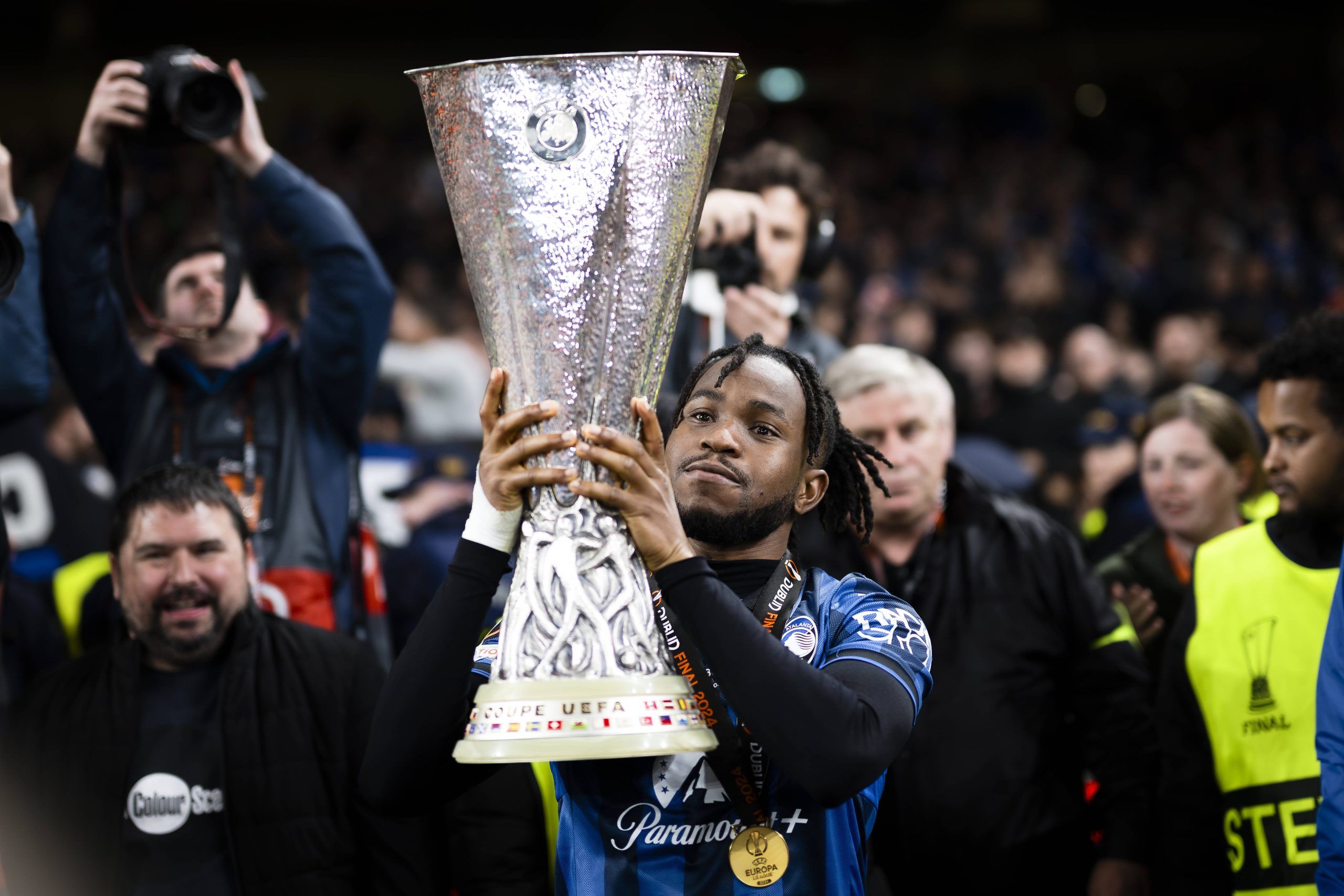 Nigeria and Atalanta star Ademola Lookman with the Europa League title