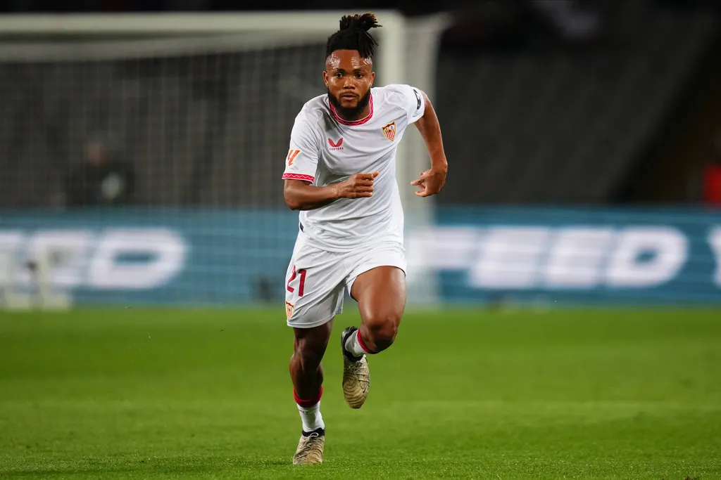 Chidera Ejuke at Sevilla