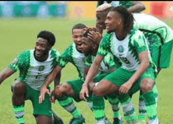 England referees chief apologises to Iwobi’s Everton over penalty decision