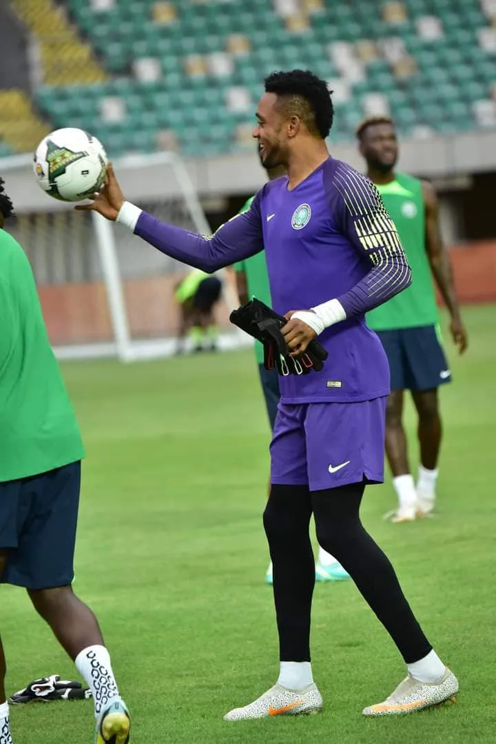 Super Eagles goalkeeper Ojo Olorunleke 