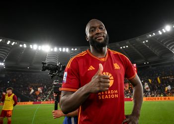 Tottenham agree on personal terms with Orban, but wantaway Chelsea star remains first choice