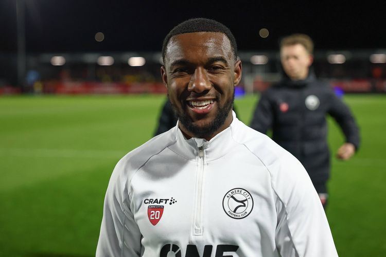 “I want a chance” – Almere City star who wants to compete with Ola Aina begs for Super Eagles spot