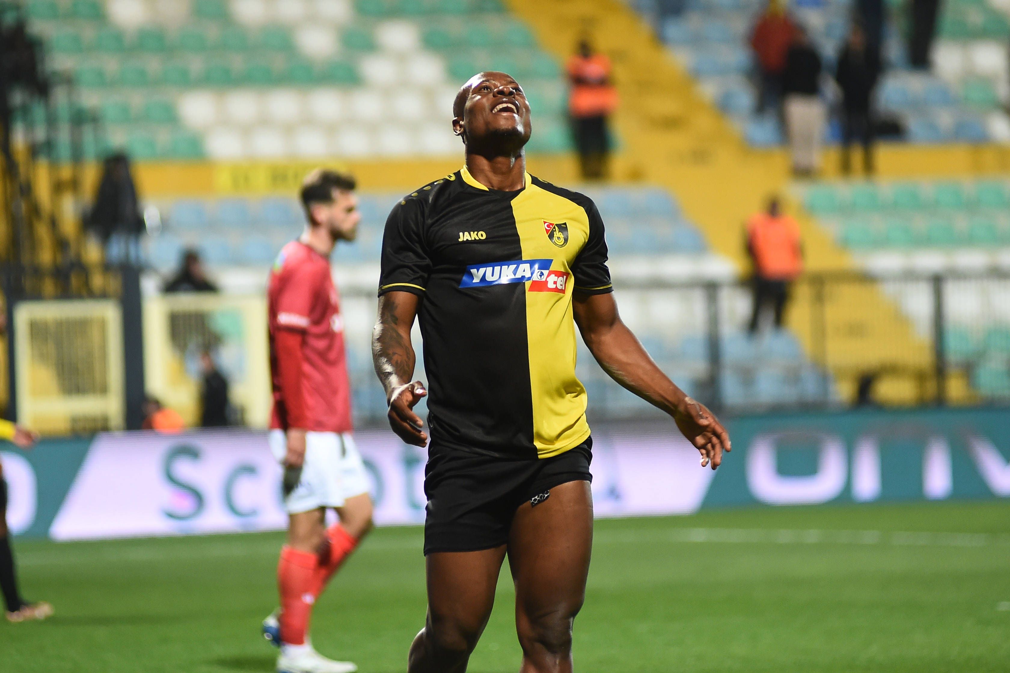 Nigeria and Çorum forward Emeka Friday Eze 