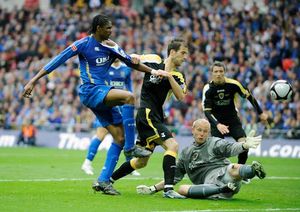 “Tony Adams said he’s 48” – Harry Redknapp reveals details of Kanu’s Portsmouth move