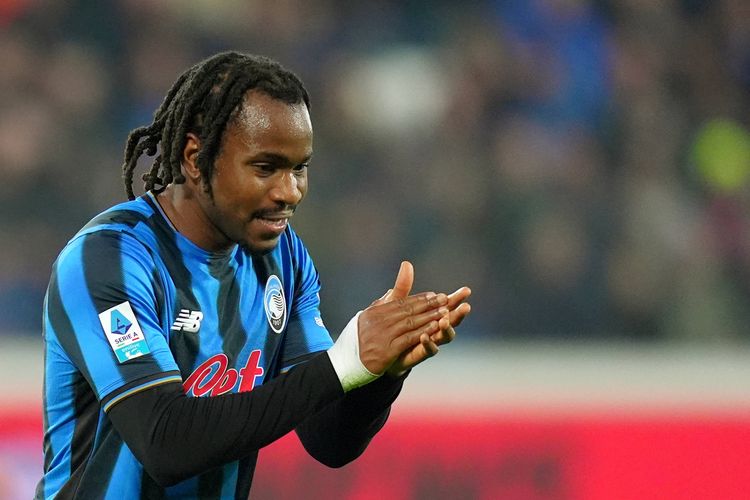 Watch: Lookman’s explosive exchange with Jurić after substitution in Atalanta’s 1-0 win vs Marseille