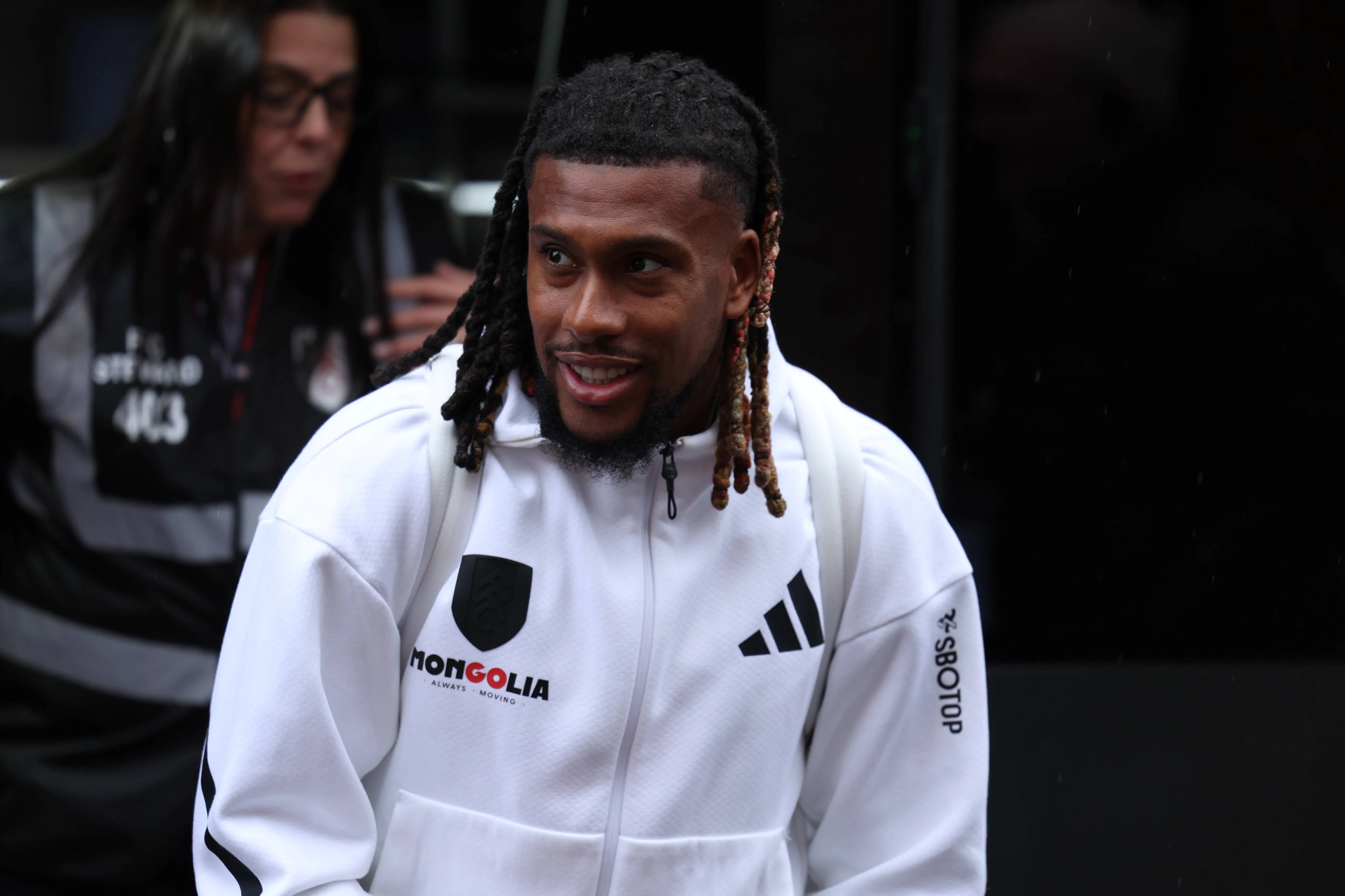 Alex Iwobi of Fulham arrives at Craven Cottage