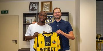 Bundesliga 2: Forgotten Super Eagles star faces extended Braunschweig sideline due to shoulder injury