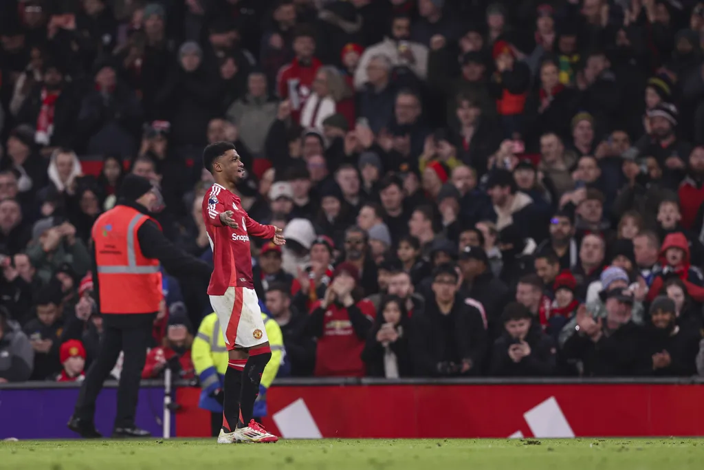 Amad Diallo celebrates scoring a goal for their side to make it 2-1 during the Manchester United FC v Southampton FC
