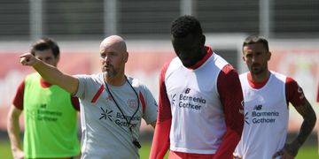 New dawn, old problems: Man Utd lose at home in Premier League opener