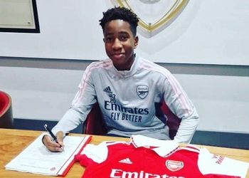 Young Nigerian striker signs for Arsenal