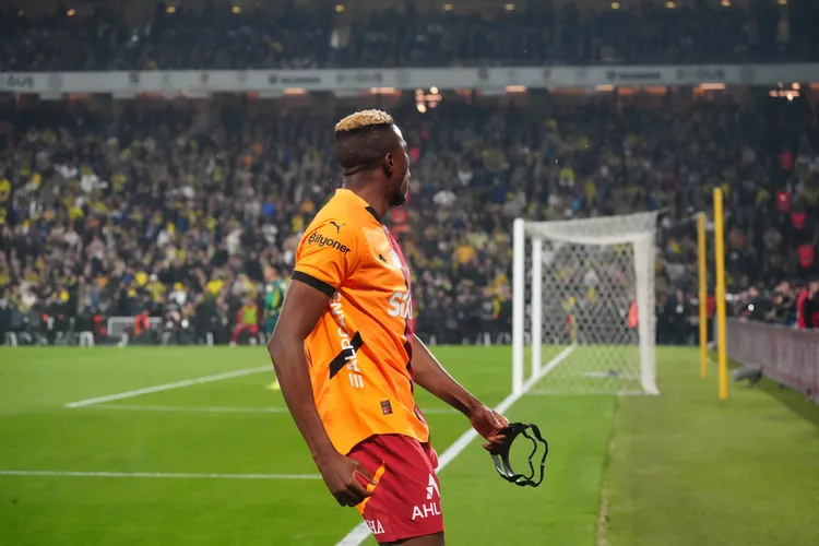 Ex-Besiktas forward admits Galatasaray have a chance of keeping Osimhen
