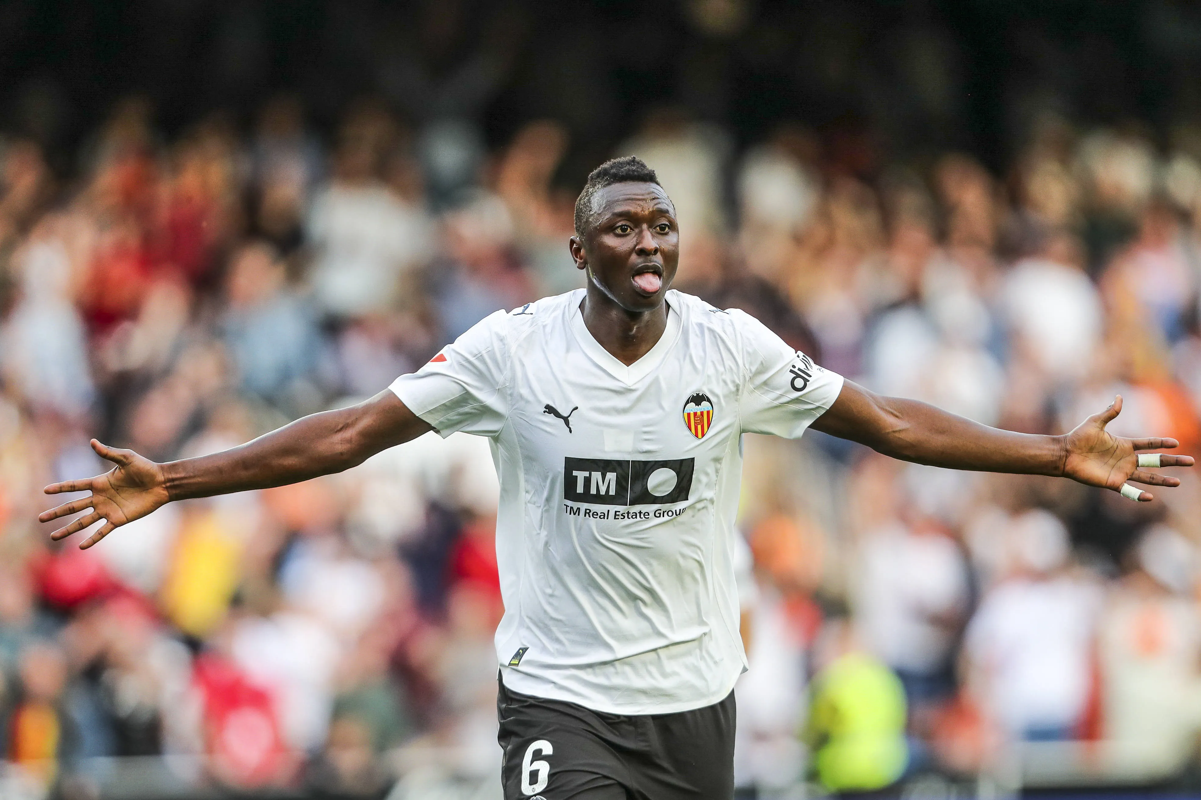 Umar Sadiq of Valencia CF celebrates a goal during a LaLiga match between Valencia CF and Girona FC
