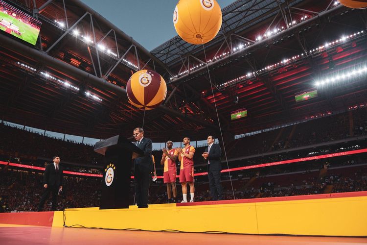 Victor Osimhen and Leroy Sane at the Galatasaray unveiling.