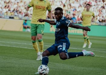 Moses Simon: Super Eagles star makes big transfer decision