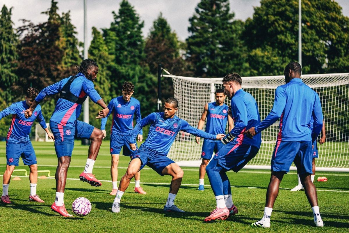 Tolu Arokodare in training with his Wolves teammates