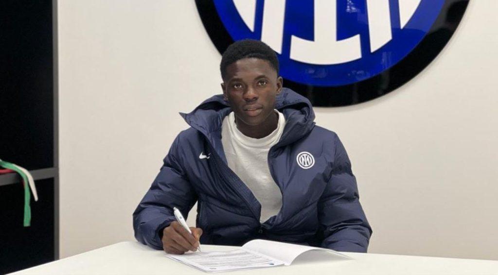 Ebenezer Akinsanmiro: Nigerian Teenager Named In Inter Milan Squad For ...