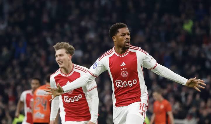 “Perfect week” – Ajax star Akpom heaves sigh of relief after goals against Heerenveen, Volendam