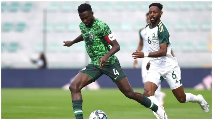 “Let’s bring that trophy home”- Leicester City star Wilfred Ndidi sends cute message to Super Eagles ahead of AFCON final against Cote d’Ivoire